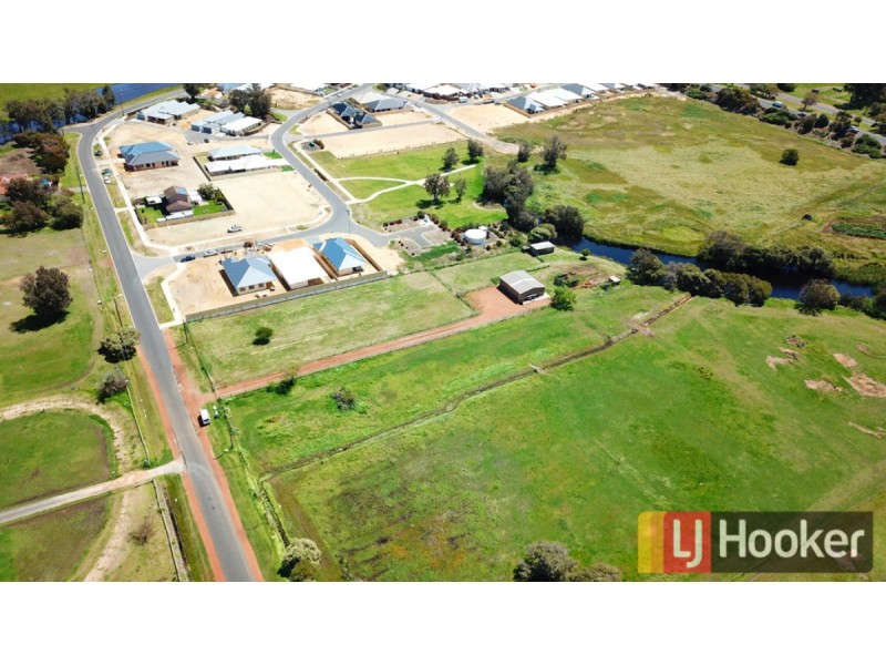 22 Jeffrey Road, Glen Iris WA 6230