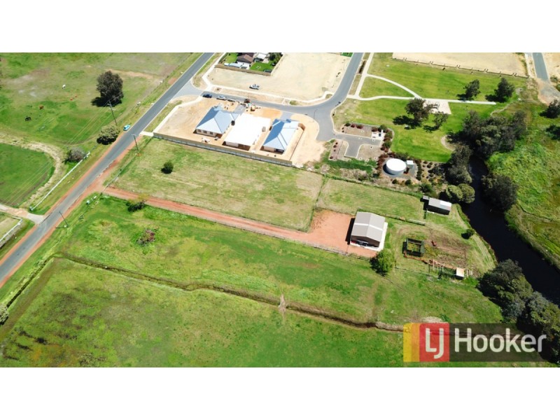 22 Jeffrey Road, Glen Iris WA 6230