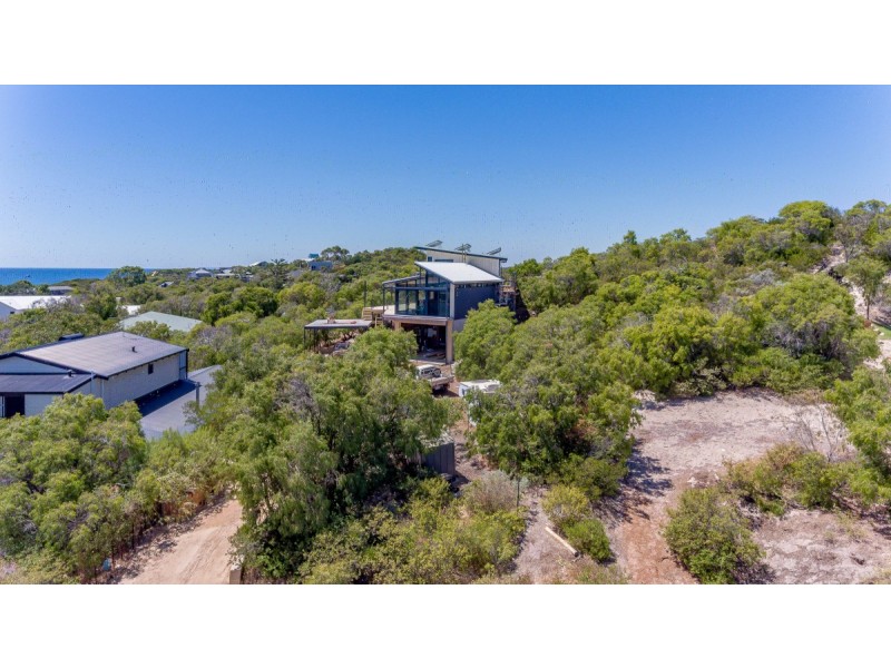12 Gwenydd Way, Peppermint Grove Beach WA 6271
