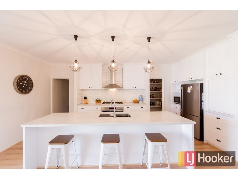 15 Clearys Road, Dardanup WA 6236