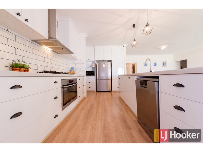 15 Clearys Road, Dardanup WA 6236