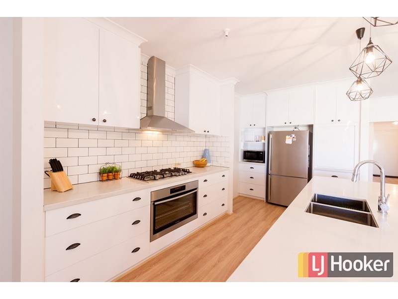 15 Clearys Road, Dardanup WA 6236