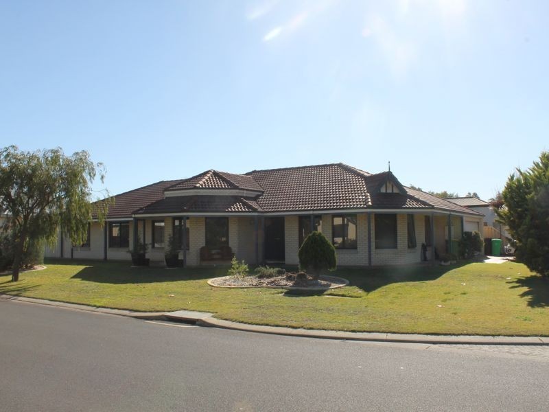 6 May Road, Dalyellup WA 6230