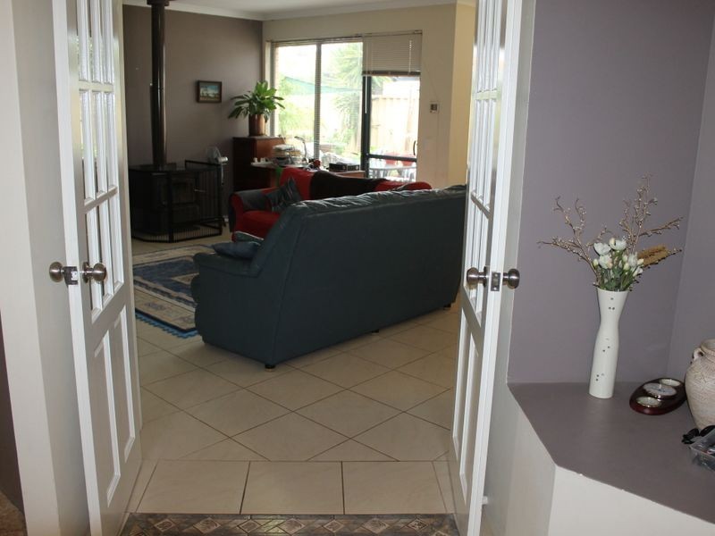 6 May Road, Dalyellup WA 6230