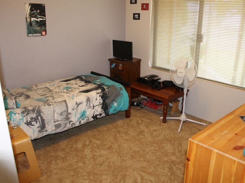 6 May Road, Dalyellup WA 6230