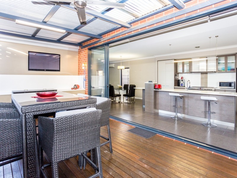 13 Moore Street, Bunbury WA 6230