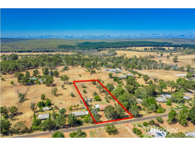 73 Ewing Road, Allanson WA 6225