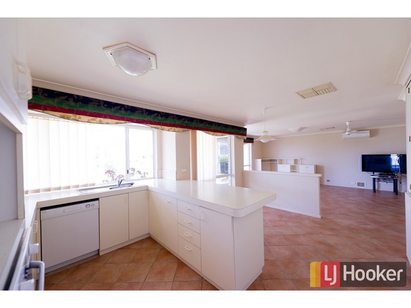 9 Blue Manna Place, Australind WA 6233