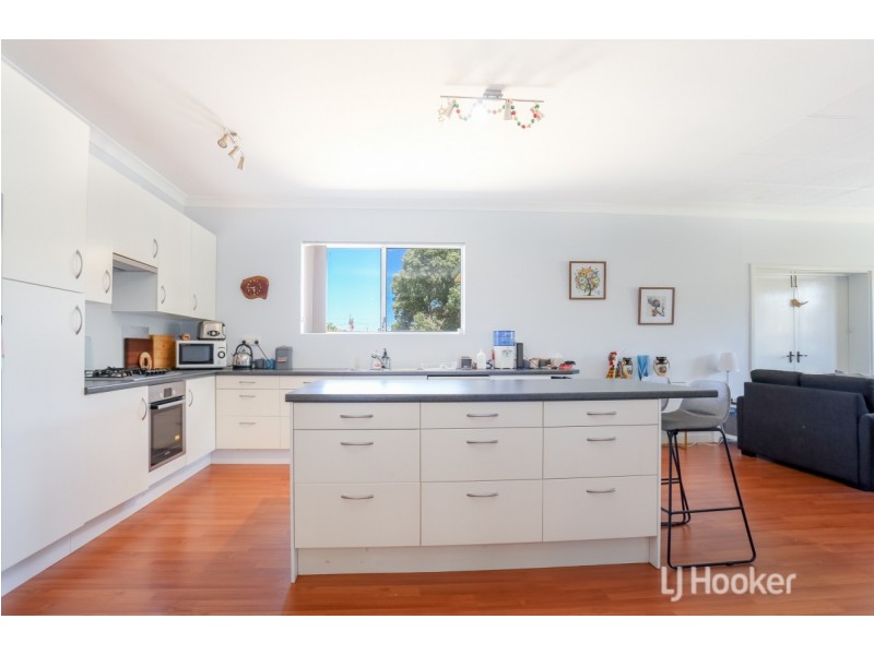 20 Evans Street, Collie WA 6225