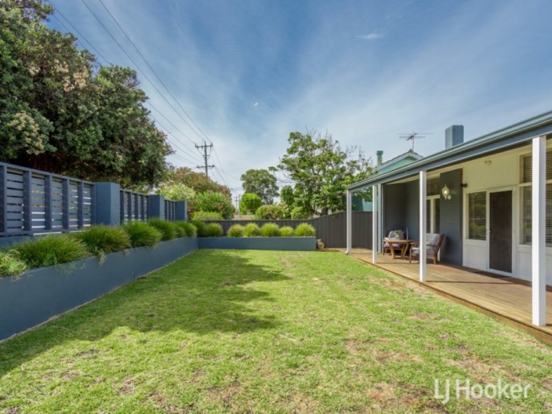 81 Beach Road, South Bunbury WA 6230