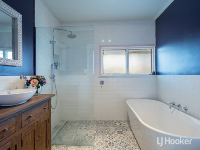 81 Beach Road, South Bunbury WA 6230