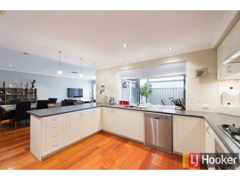 3 Hatfield Way, Millbridge WA 6232