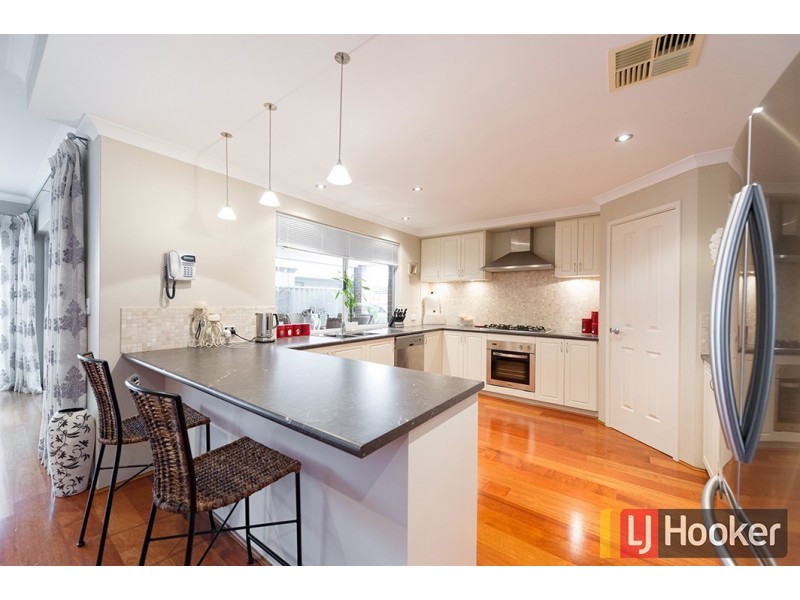 3 Hatfield Way, Millbridge WA 6232