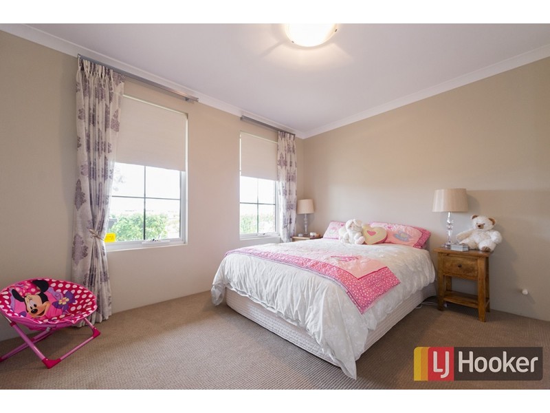 3 Hatfield Way, Millbridge WA 6232