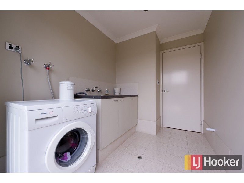 3 Hatfield Way, Millbridge WA 6232