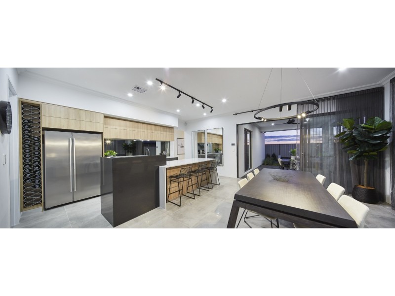 14 Chamaeleon Approach, Australind WA 6233