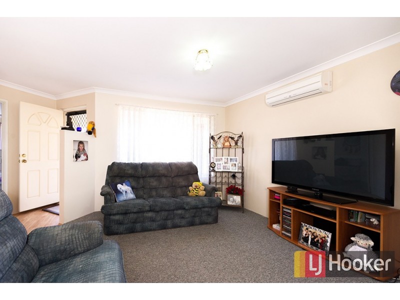 16 Dermer Place, Usher WA 6230