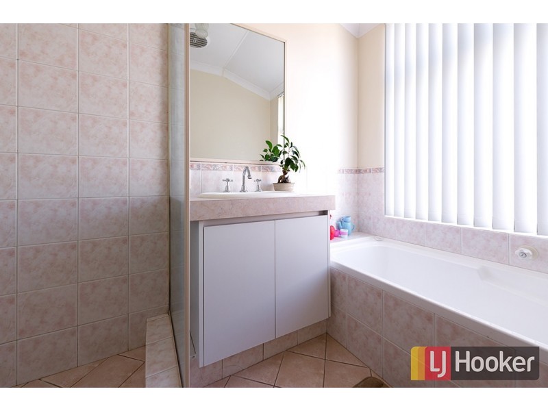 16 Dermer Place, Usher WA 6230
