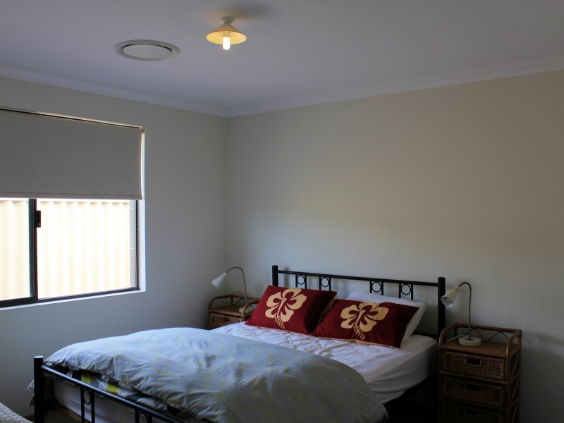 5 Broughton Way, Millbridge WA 6232