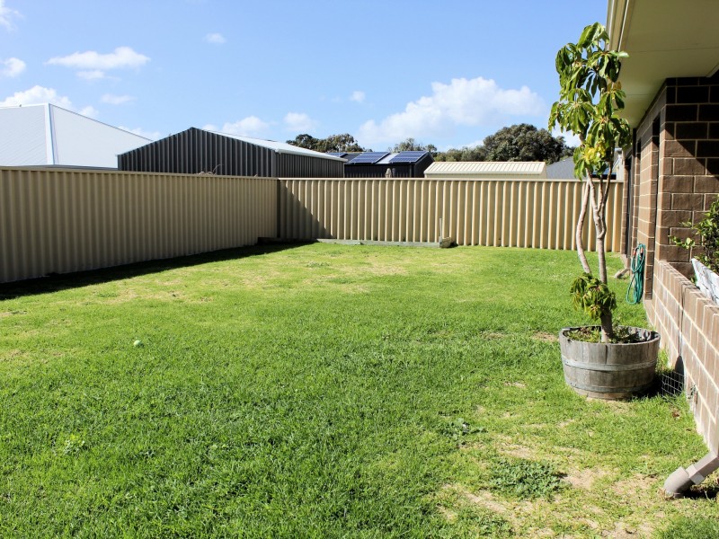 5 Broughton Way, Millbridge WA 6232