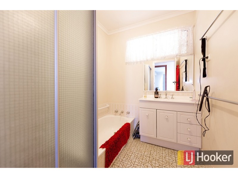 16 Hakea Crescent, South Bunbury WA 6230