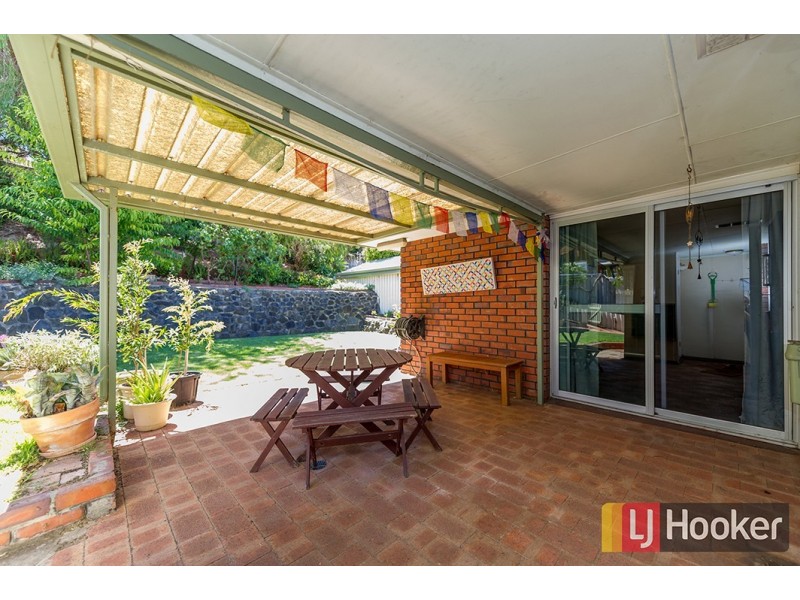 16 Hakea Crescent, South Bunbury WA 6230