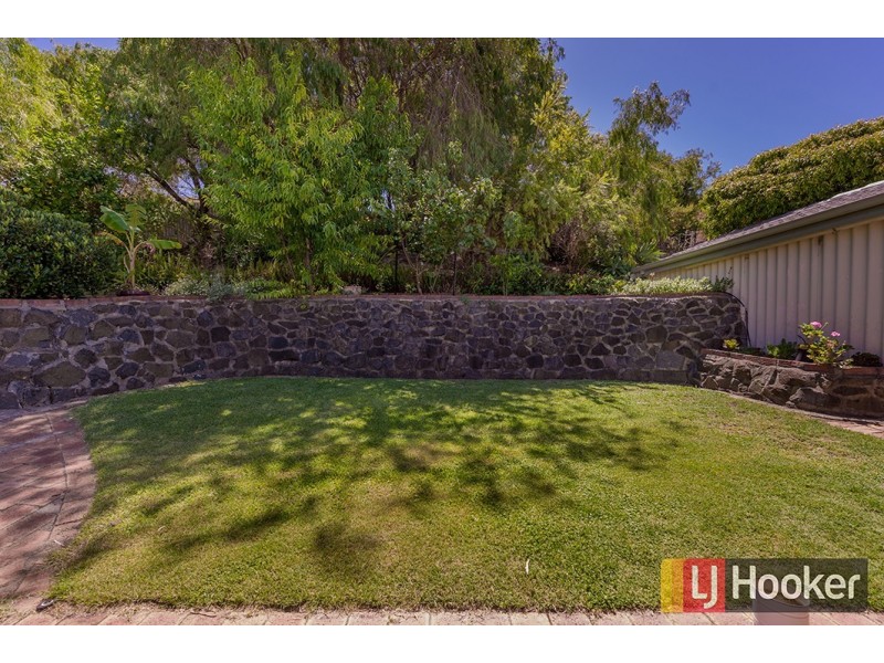 16 Hakea Crescent, South Bunbury WA 6230