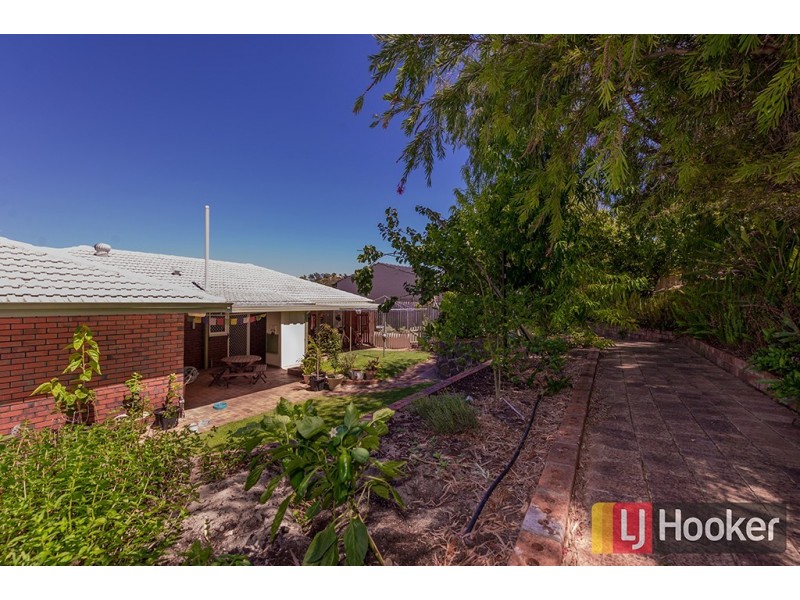 16 Hakea Crescent, South Bunbury WA 6230