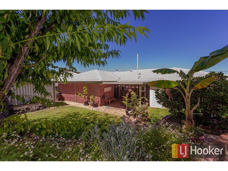 16 Hakea Crescent, South Bunbury WA 6230