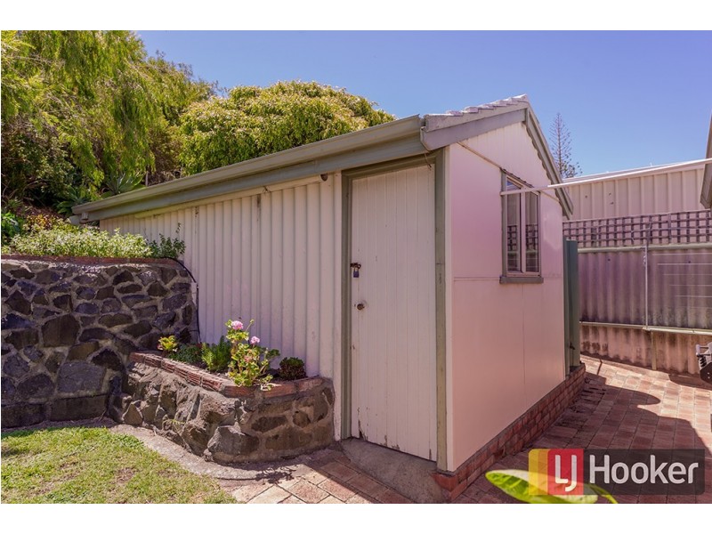 16 Hakea Crescent, South Bunbury WA 6230