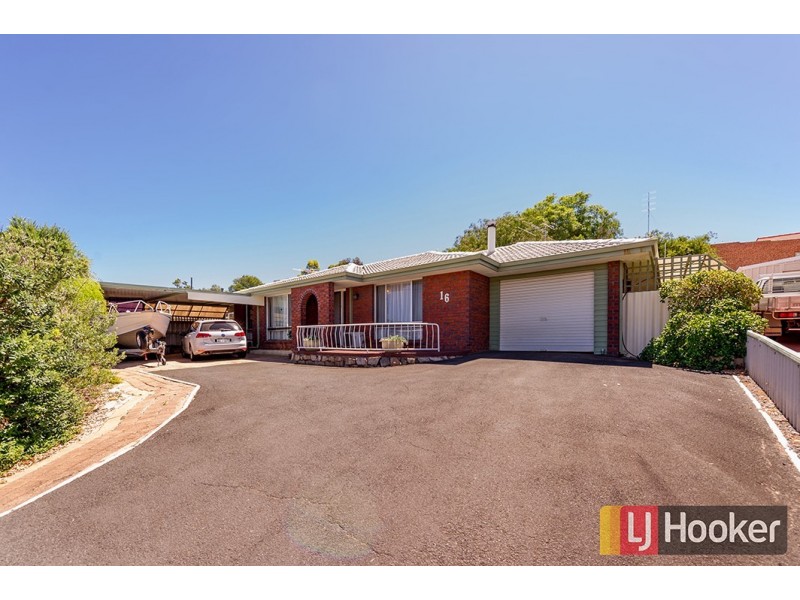 16 Hakea Crescent, South Bunbury WA 6230