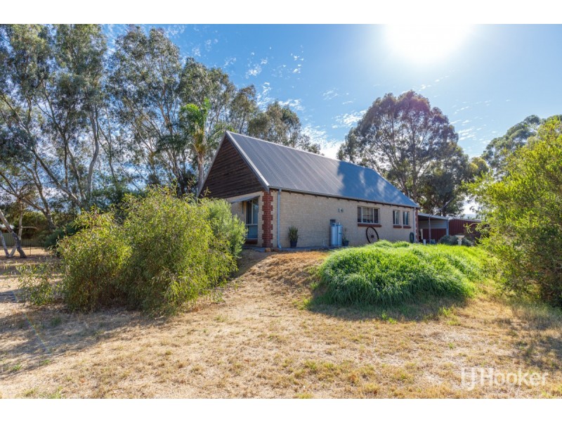 10 Dixon Avenue, Wokalup WA 6221