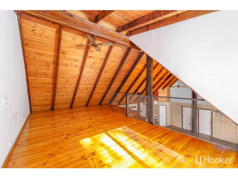 10 Dixon Avenue, Wokalup WA 6221