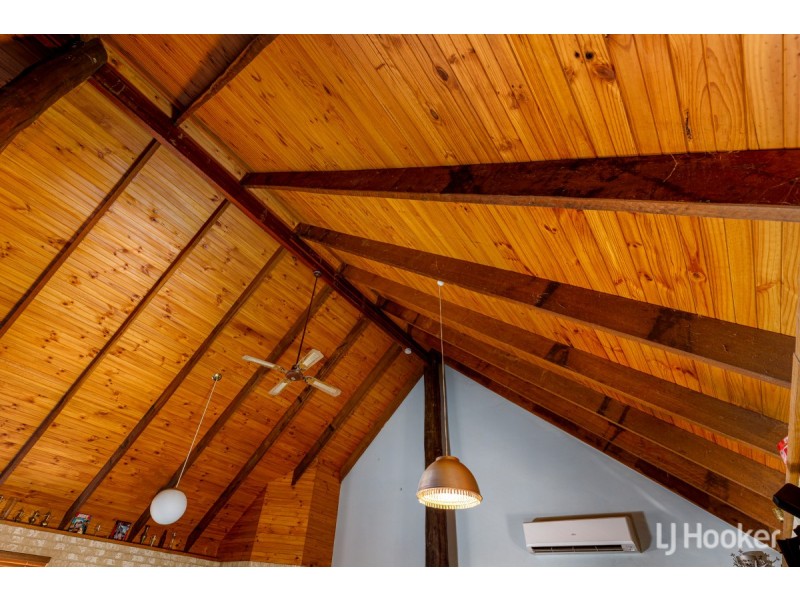 10 Dixon Avenue, Wokalup WA 6221