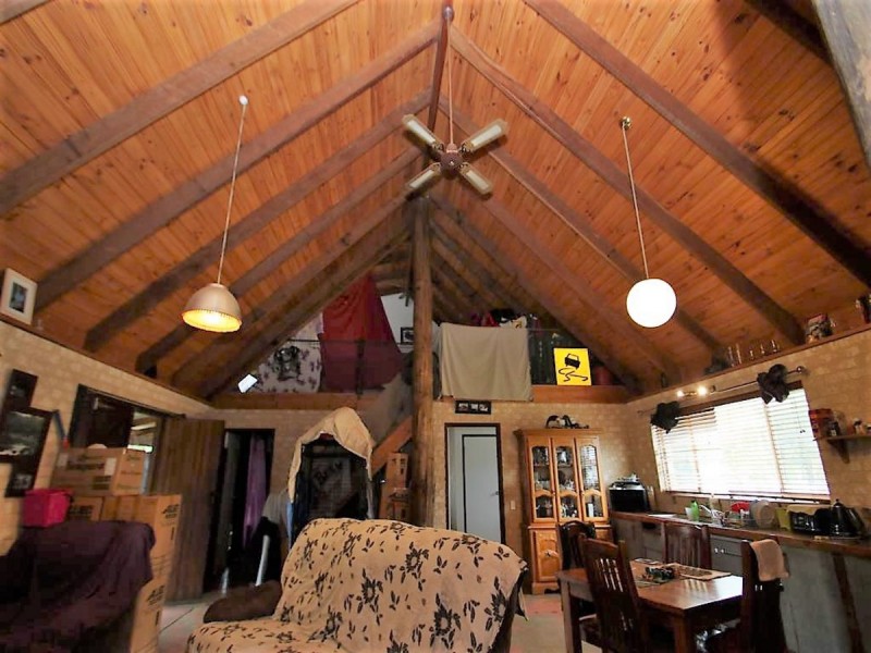 10 Dixon Avenue, Wokalup WA 6221