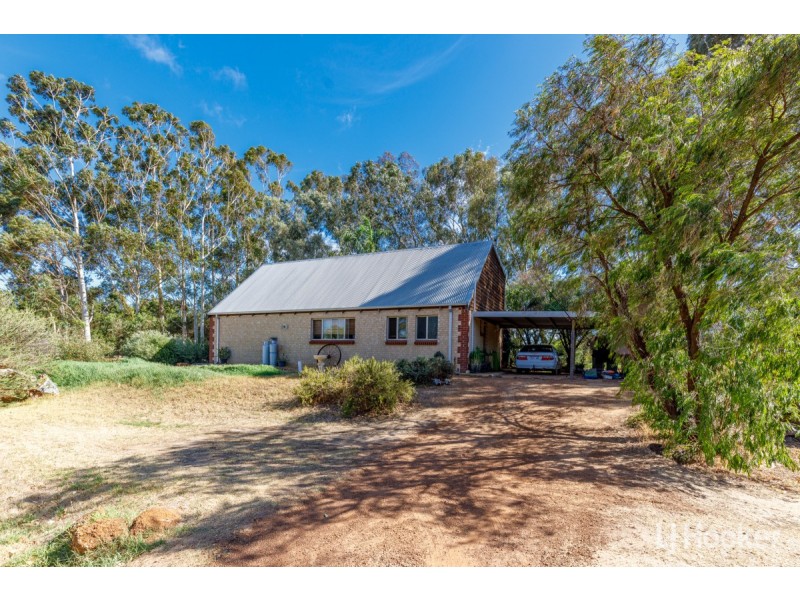 10 Dixon Avenue, Wokalup WA 6221