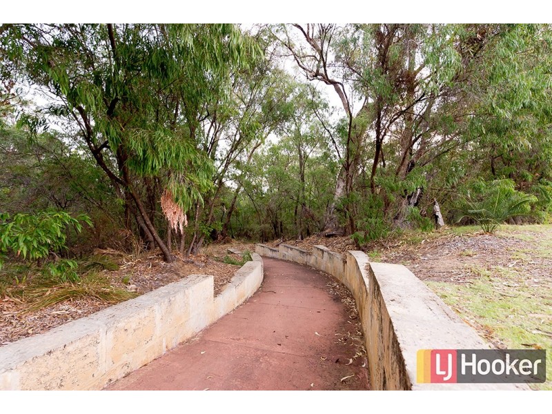 26 Modong Street, Dalyellup WA 6230