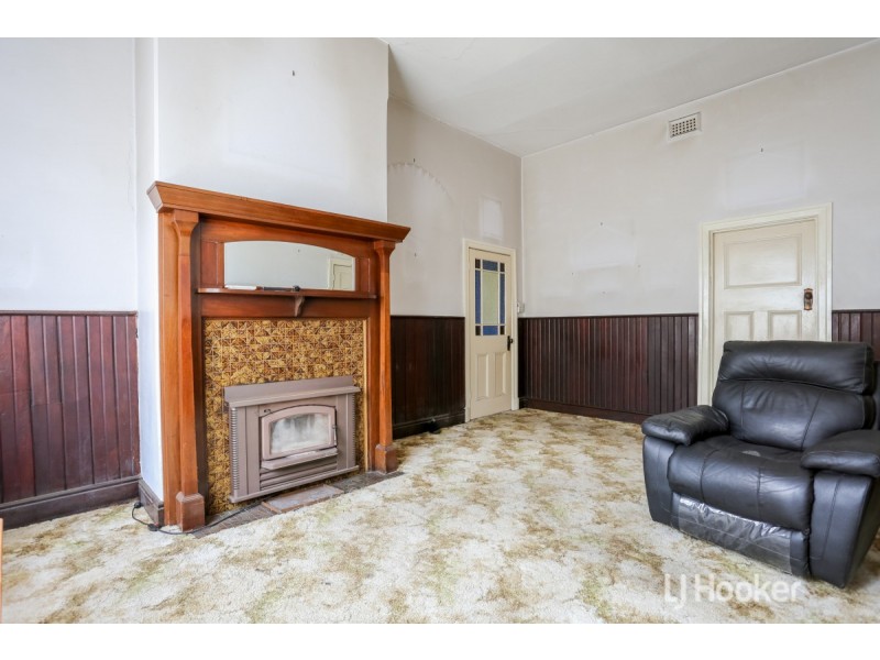 143 Wittenoom Street, Collie WA 6225