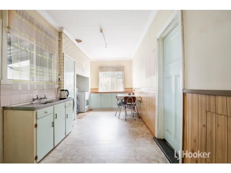 143 Wittenoom Street, Collie WA 6225