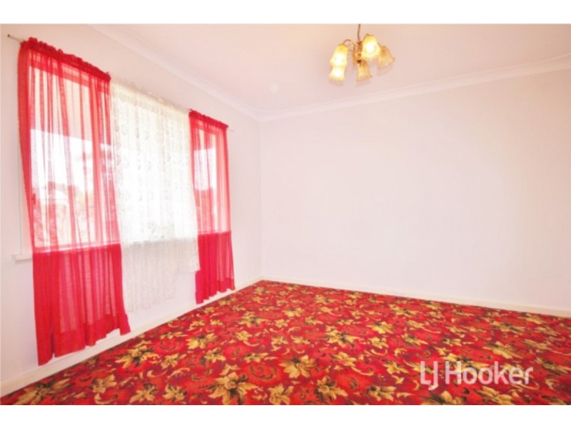 10 Gladstone Crescent, Collie WA 6225