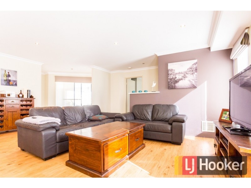 6 Aquila Drive, Australind WA 6233