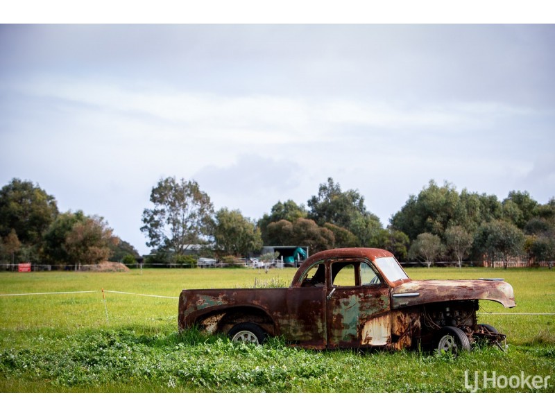 248 Warns Road, Capel WA 6271