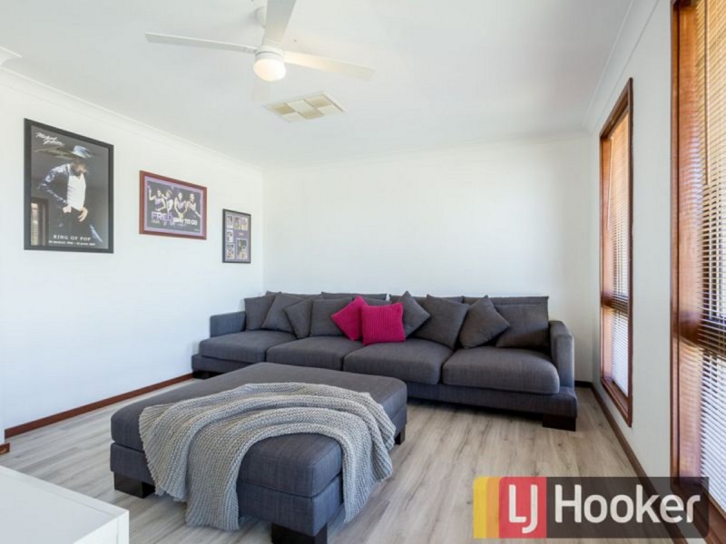 8 Laurie Street, Collie WA 6225