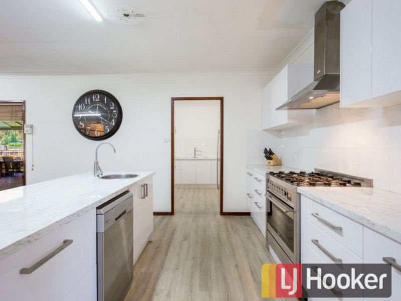 8 Laurie Street, Collie WA 6225