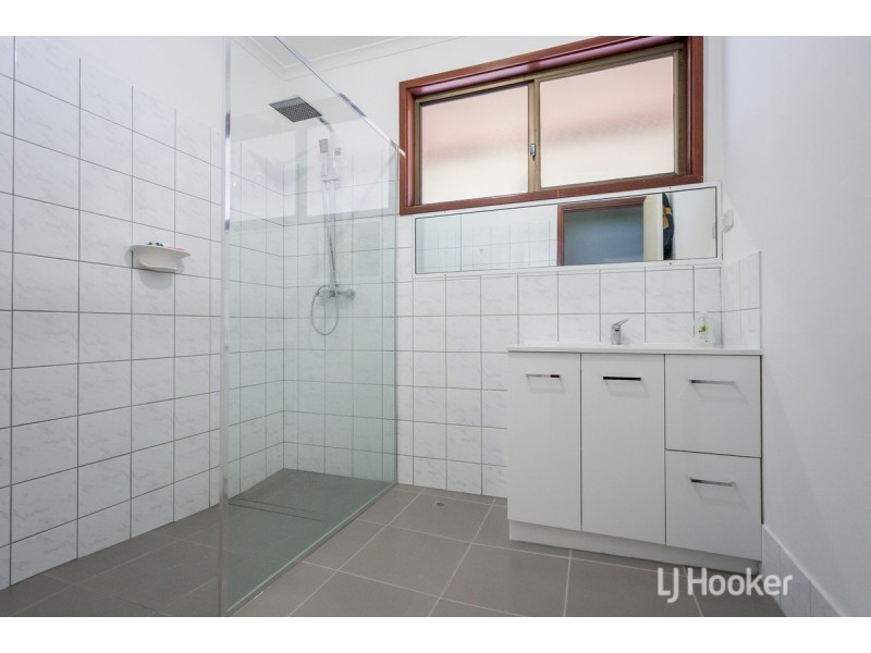 8 Laurie Street, Collie WA 6225