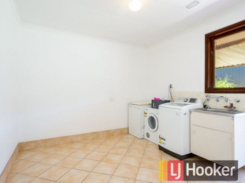 8 Laurie Street, Collie WA 6225