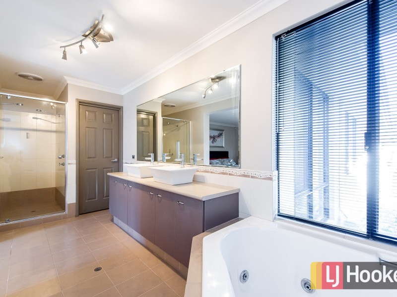 5 Midas Street, Carey Park WA 6230