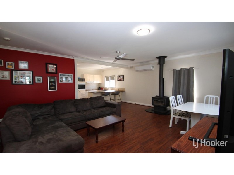 35 Atkinson Street South, Collie WA 6225