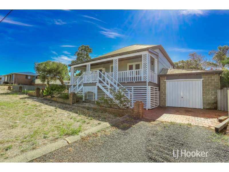 60 Deakin Street, Collie WA 6225