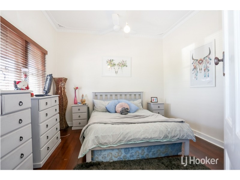 60 Deakin Street, Collie WA 6225